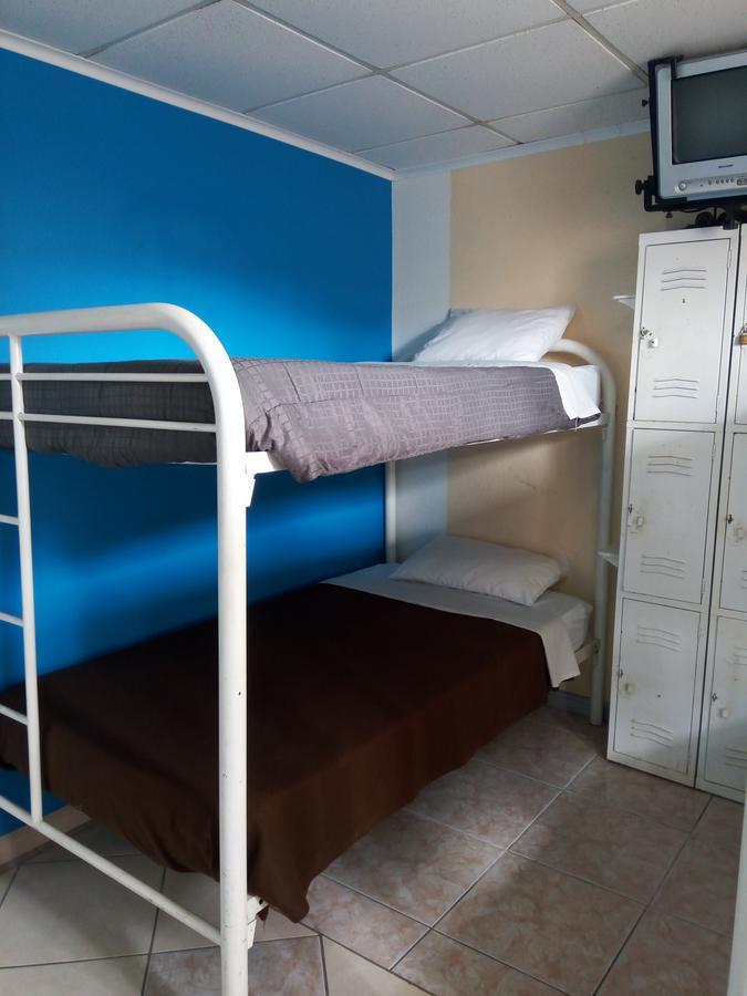 Hostel Room Aruba Ораньестад Экстерьер фото